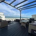 Apartment Luxury With Sea View