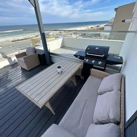 Luxury With Sea View Apartment