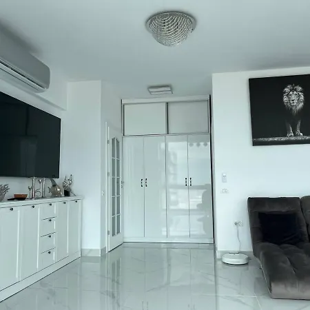 Apartment Luxury With Sea View