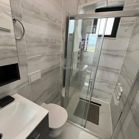 Apartment Luxury With Sea View